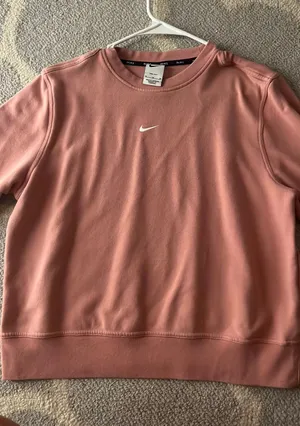 Medium pink nike sweatshirt  thumbnail 1