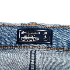 Abercrombie Zoe Natural Rise Ankle Straight Leg Jeans Light Wash Size‎ 6 / 28 thumbnail 6