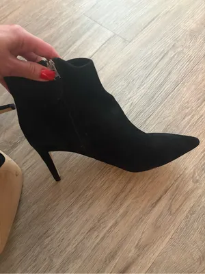 SAM EDELMAN BLACK SUEDE POINTED TOE BOOTIES US8.5 thumbnail 8