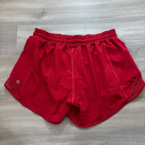 Lululemon Hotty Hot Short Long 4" Dark Red Women Size 8 thumbnail 3