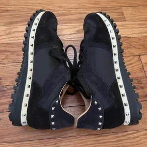 Valentino Garavani Black Rockstud Runner Running Shoes Sneakers Size 37 thumbnail 4