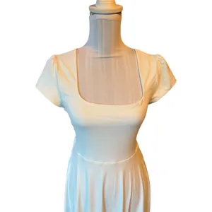 White Dress Square Neck NWOT Size L Flare Skirt Midi thumbnail 2