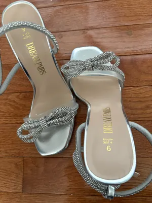 Silver Bow Heels Amazon thumbnail 8