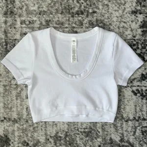 Alo Seamless Ribbed Cropped Serene Short Sleeve thumbnail 3
