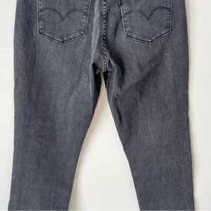Levi Strauss 721 High Rise Skinny Jean in Faded Black Size 31 thumbnail 8