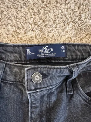 Hollister Ultra High-Rise Dad Jeans thumbnail 2