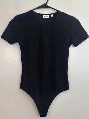 Babaton Aritzia Black Short Sleeve Crew Neck Shape Lace Bodysuit Like New XS thumbnail 2