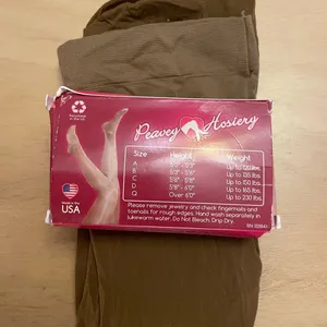 B2-1 Hooters Girl Uniform Peavey Pantyhose Suntan Ultra Footed Size D thumbnail 4