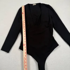 Intimately Free People Bodysuit Womens Small Black Long Sleeve Deep V-Neck‎ Slim thumbnail 5