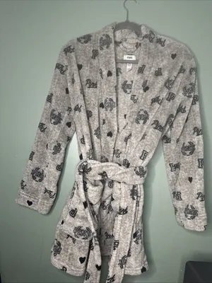 Victoria's Secret PINK Plush Cozy Fleece Robe Pink Print Hearts XS S thumbnail 1