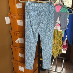 NWOT LuLaRoe Leggings Blue Cream Floral Mandala OS One Size (2-10) thumbnail 6