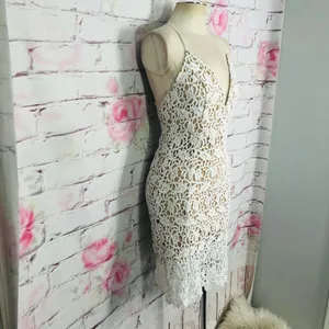 J.O.A. NWT Off white lace strappy back sheath cocktail party dress thumbnail 4