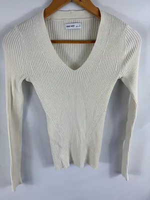 Nine West Ribbed Long Sleeve Fitted Stretch Knit Top Size Small thumbnail 1