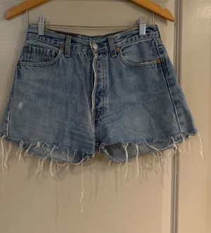 Levi’s Denim 501 Shorts Distressed Women’s 29" thumbnail 1