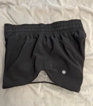 Lululemon Reversible Shorts thumbnail 2