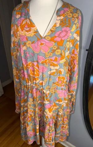 entro Floral V-Neck Tie-Waist Dress in Pink, Orange & Gray thumbnail 1