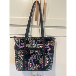 Vera Bradley Kiev Quilted Cotton Paisley Tote Bag Black Multicolor Shoulder Bag thumbnail 4
