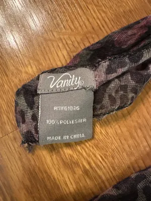 Vanity Floral reversible Patterned Scarf Black thumbnail 5