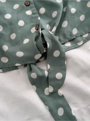 Very J Polkadot button up tie front blouse size medium thumbnail 4