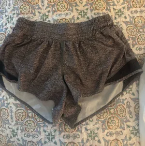 Lululemon Shorts Hotty Hot 2.5" thumbnail 1