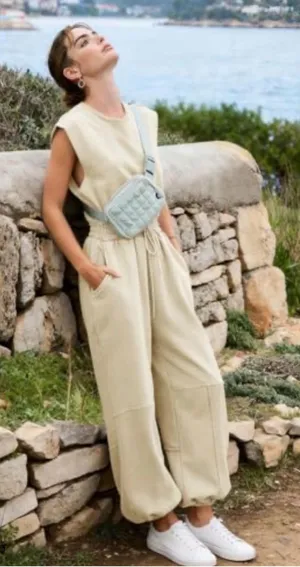Sleeveless Balloon Leg Jumpsuit Size Xl Pale Green thumbnail 1