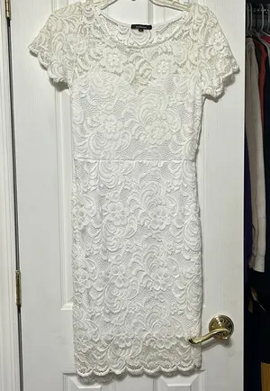 White Dress Size M thumbnail 1