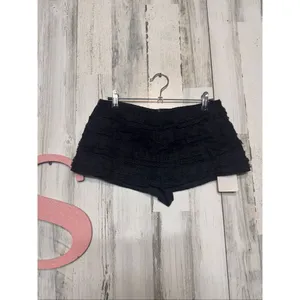 Musera Black Ruffle Lace Shorts XS – Layered Mini Shorts, Stretch Waist, Dressy thumbnail 2