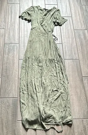 Lulus pale green maxi dress thumbnail 1
