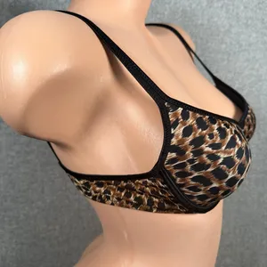 NWT Vanity Fair 36A‎ Bra Underwire Back Closure Adjustable Animal Print 75-238 thumbnail 8