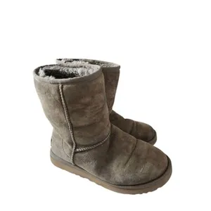 UGG Classic Short II Boots Olive Green Suede Sheepskin Lining Womens 7‎ thumbnail 2