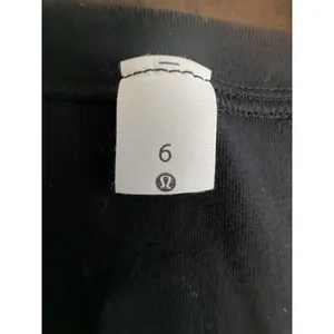 Lululemon Shirt Women's Sz 6 Hit Unwind Long Sleeve Black Rulu Lycra #JJJ10-4 thumbnail 2