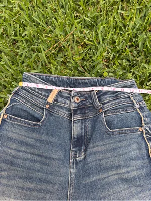 Obey Straight Leg Raw Hem Side Seam Jeans Women’s Size 24 Y2K Skater Denim thumbnail 4