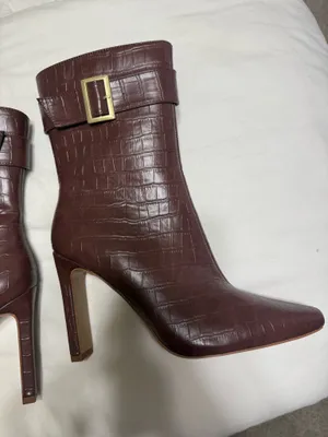 Maroon Booties Red Size 8 thumbnail 2
