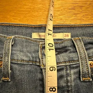 Levi’s wedgie straight jeans 28 button fly thumbnail 10