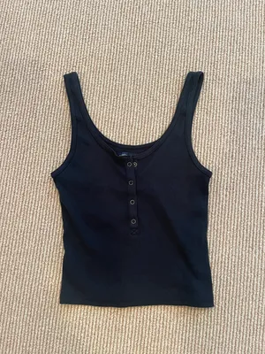 Abercrombie Tank thumbnail 1