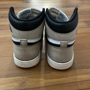 Nike Air Jordan 1 Retro High OG Latte Women’s 9 Brown White Black FD2596-021 thumbnail 5