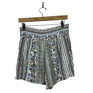 Kingston Grey Boho Floral Geometric Print Shorts Blue White Smocked Waist Size S thumbnail 3