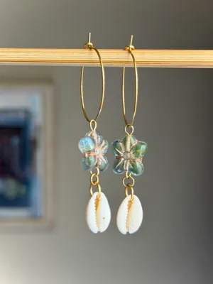 Handmade quality Czech glass flower beads & natural cowrie seashell hoop dangle earrings 🌀💕 thumbnail 2