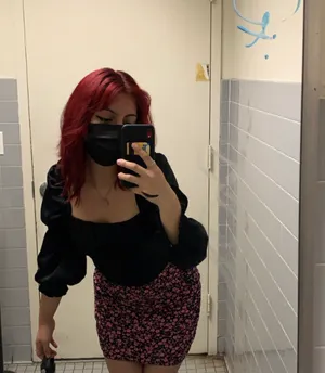 H&M skirt thumbnail 2