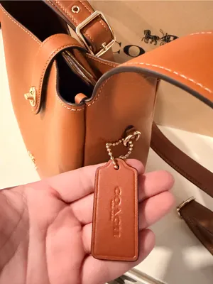 Coach Hadley convertible Tan Leather Shoulder Bag with Gold Hardware thumbnail 9
