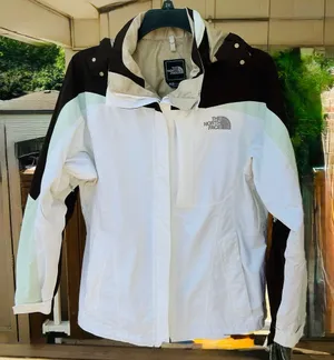 THE NORTH FACE jacket 🖤💚🤍 thumbnail 1