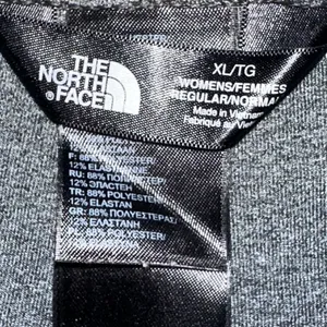 Women's The North Face Cropped Athletic Leggings High Waisted Dark Grey Size XL‎ thumbnail 4