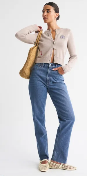 Abercrombie Curve Love ‘90s Straight Ultra High Rise Crossover Jeans thumbnail 1