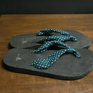 SANUK woman’s sz 5 YOGA SLINGER Teal Dots YOGA MAT FOOTBED THONG SANDALS thumbnail 2