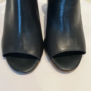 KURT GEIGER Leather Peep Toe Heel Sandals Women's size 40. thumbnail 3