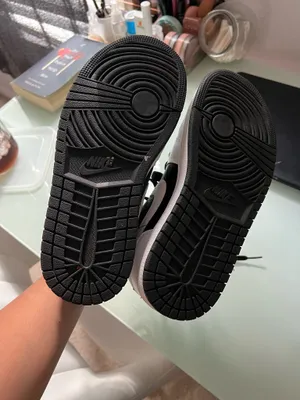 Air Jordan 1 Mid SE Nike thumbnail 4