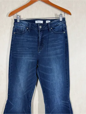 KanCan Signature Women’s Ultra High Rise Super Flare Jeans in Estilo 27 thumbnail 2