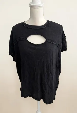 WE THE FREE Black Cutout Short Sleeve Top Size Medium thumbnail 1