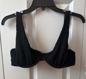 Abercrombie & Fitch Black Textured Underwire Bikini Top Size Small thumbnail 1