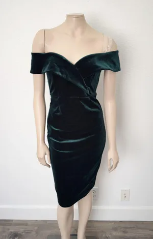 [Bardot] Emerald Green Velvet Off The Shoulder Bella Sheath Midi Dress Small 6 thumbnail 1